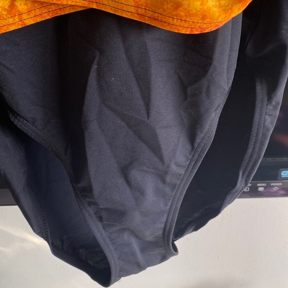 Fantasizer Halter Swimsuit - Picture 3 of 8